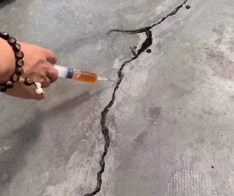 柳北混凝土裂缝修补技术详解​